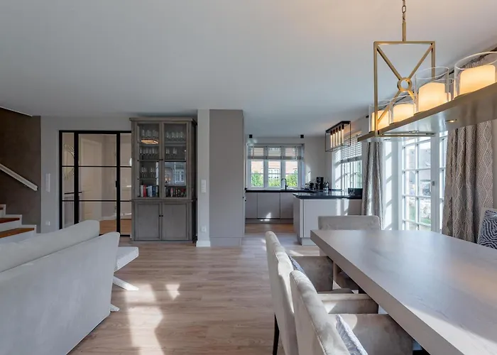 East Side Semesterbostad